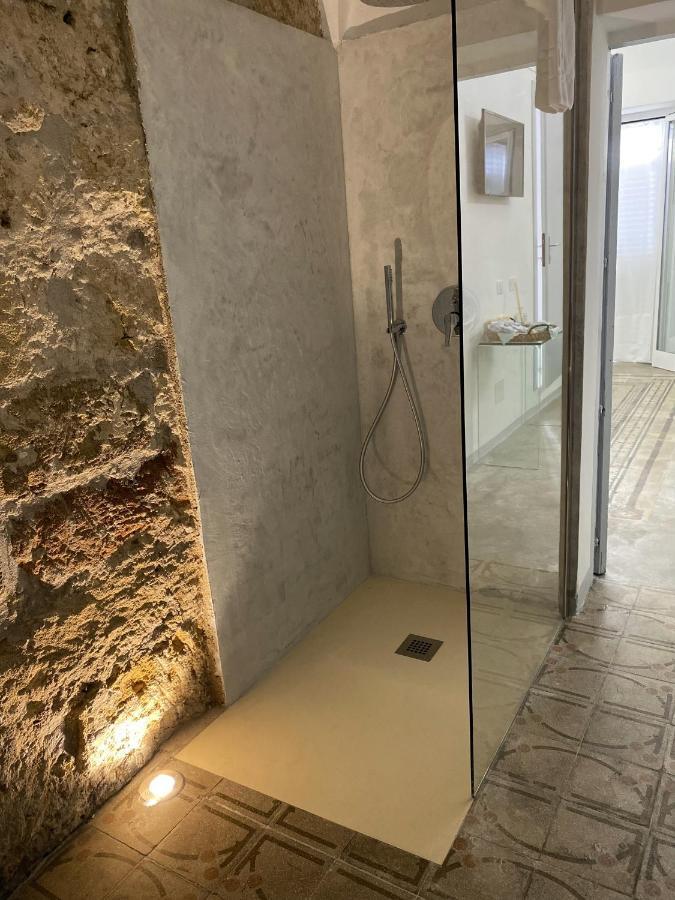 צ'יניזי Settegrana Suite Con Vasca Idromassaggio מראה חיצוני תמונה