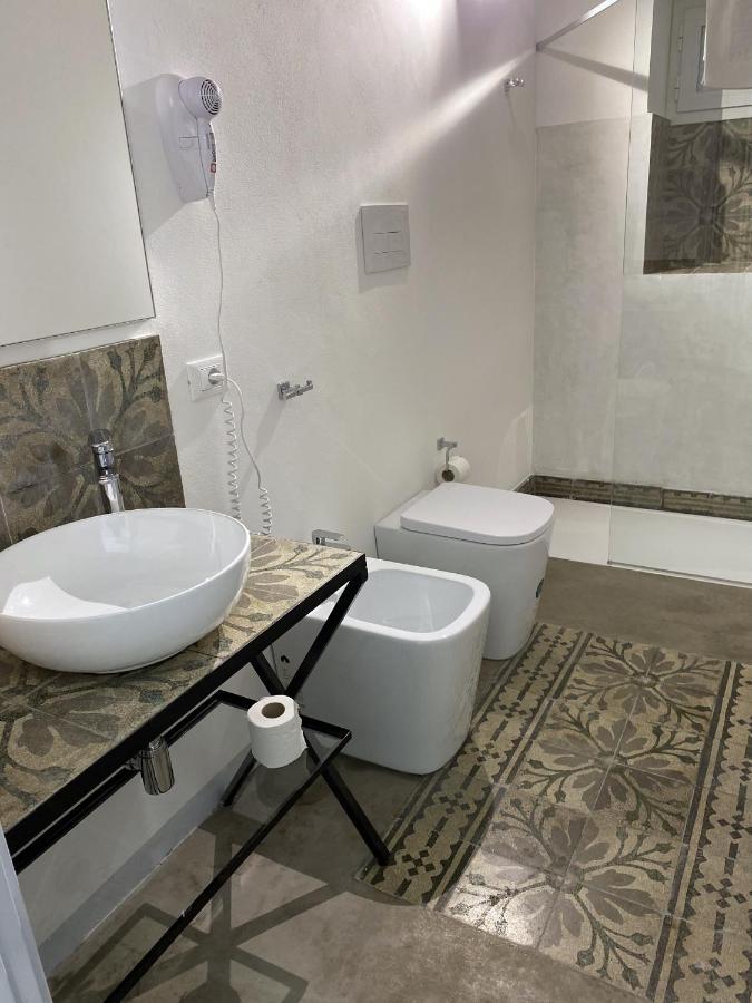 צ'יניזי Settegrana Suite Con Vasca Idromassaggio מראה חיצוני תמונה