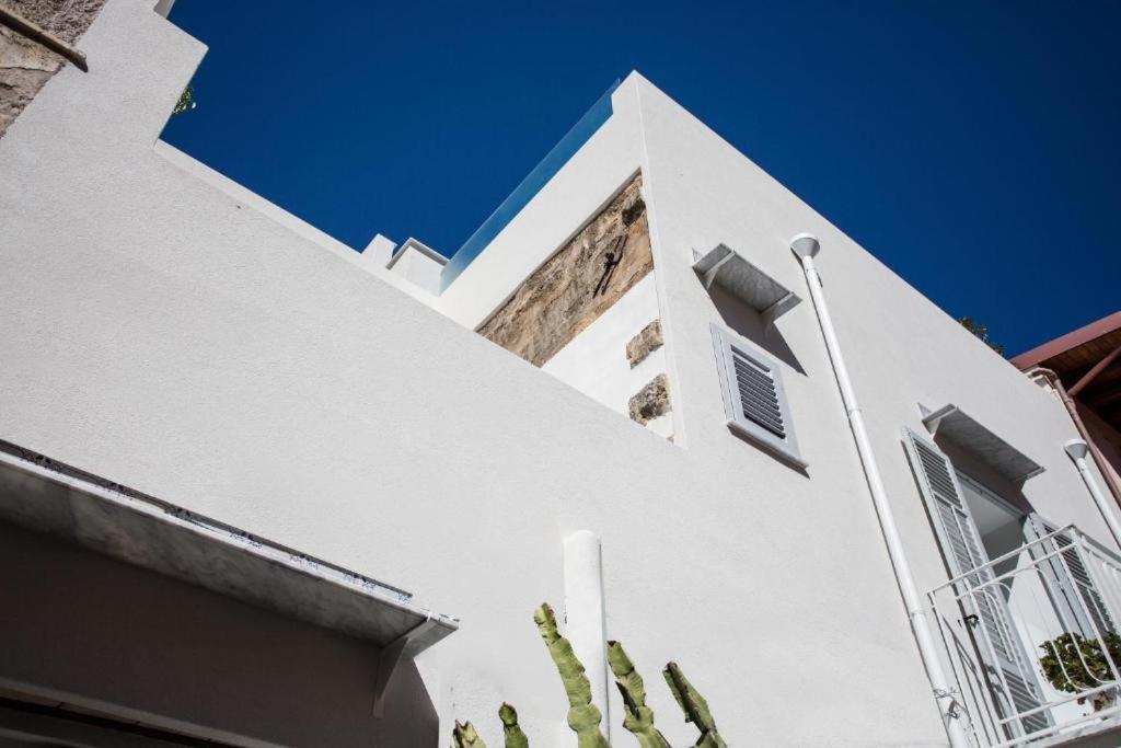 צ'יניזי Settegrana Suite Con Vasca Idromassaggio מראה חיצוני תמונה